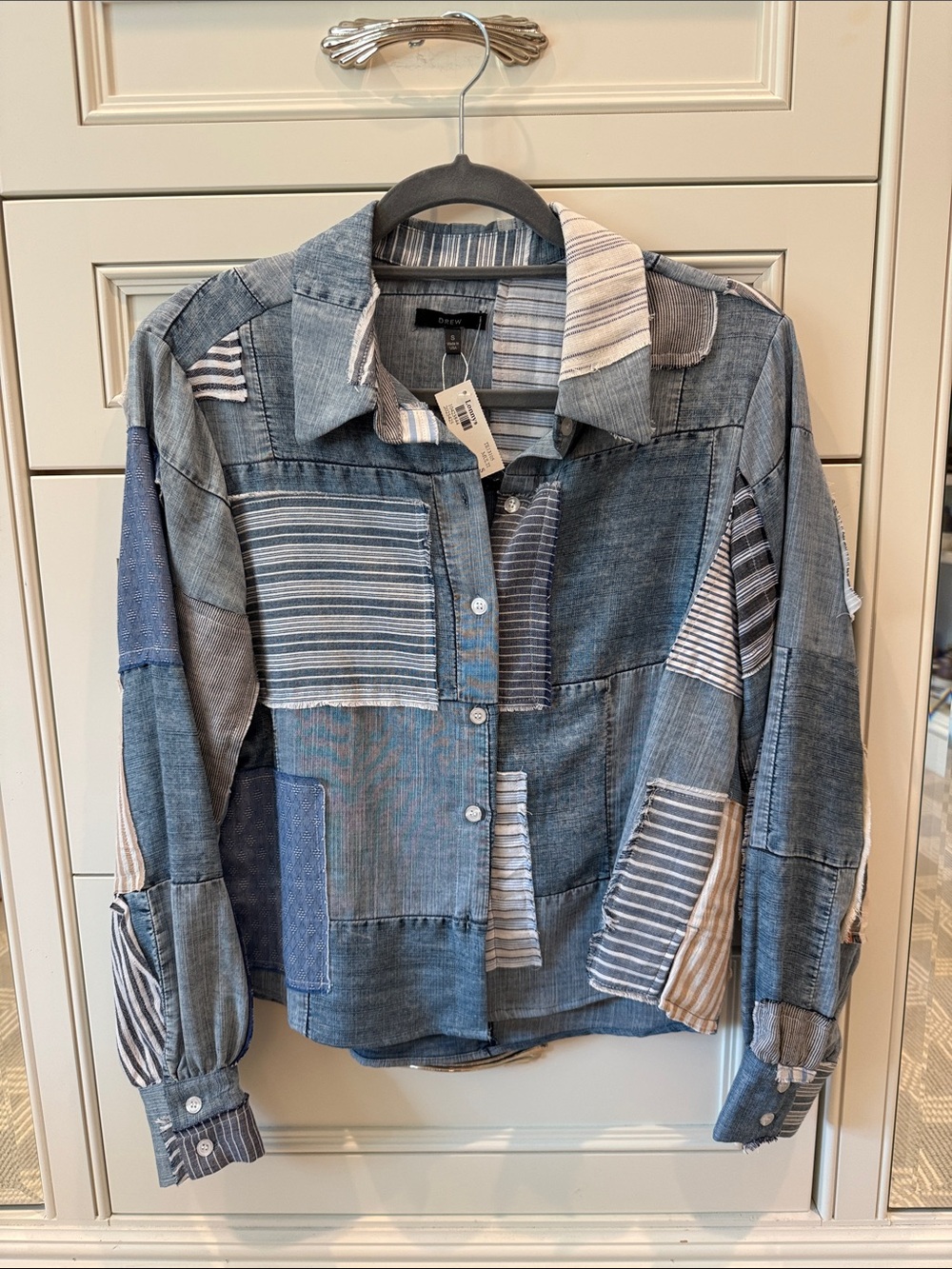 NWT DREW BUTTON DOWN CHAMBRAY TOP
